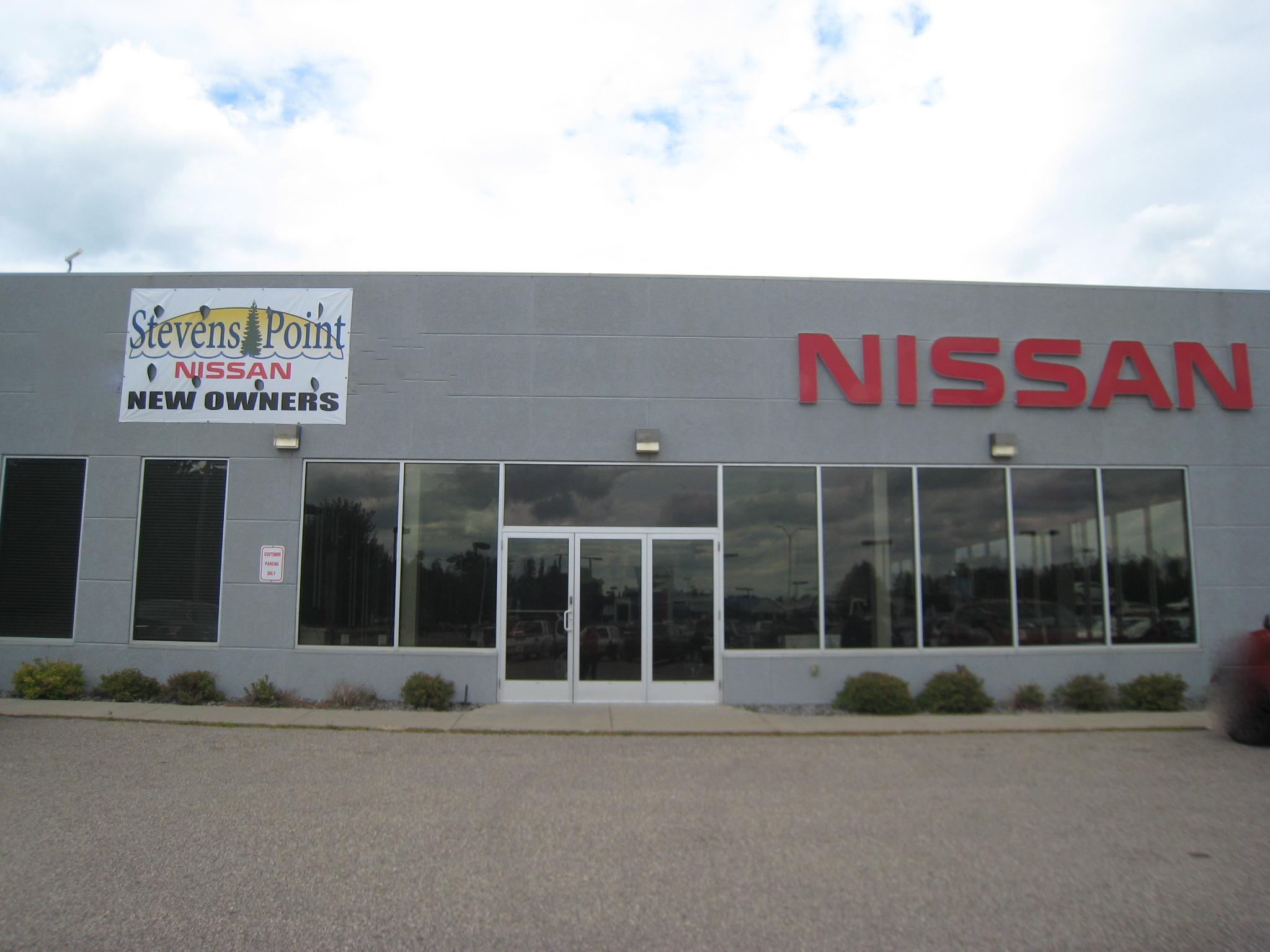 Nissan dealer stevens point wisconsin