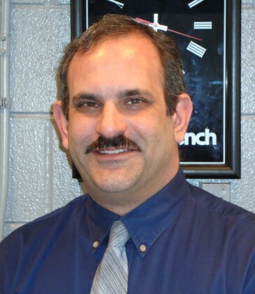 Service Advisor Wade Mikosz