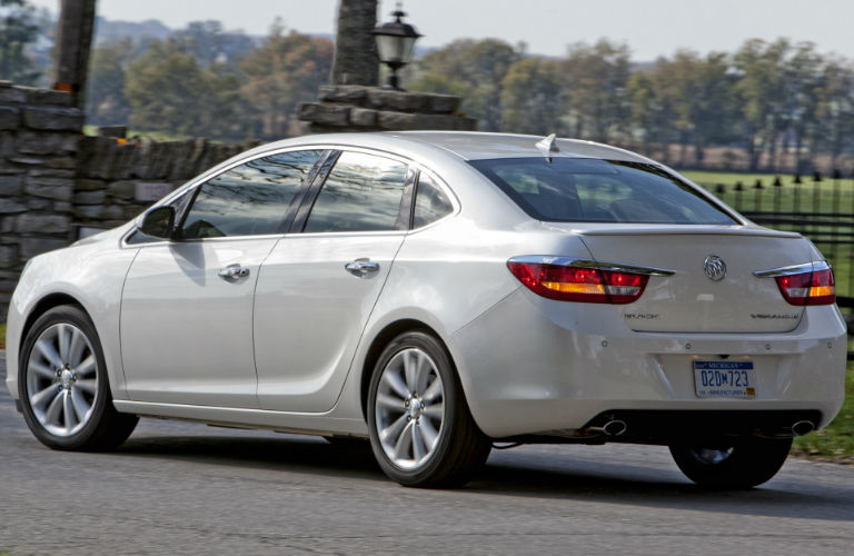 2015 Buick Verano Vs 2015 Chevy Malibu