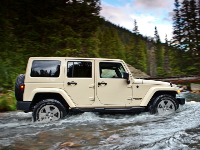 How many passengers in a jeep unlimited #5