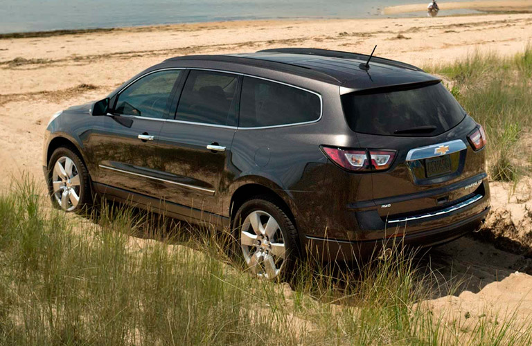 2015 Chevy Traverse Vs 2015 Nissan Pathfinder
