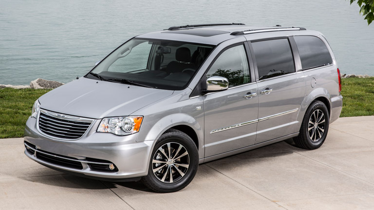 Chrysler town and country vs nissan quest #3