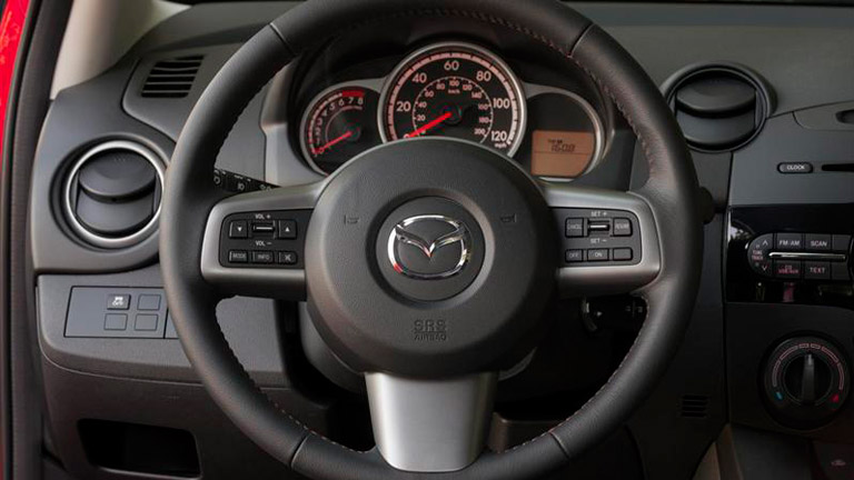 2013 Mazda2 Dayton OH