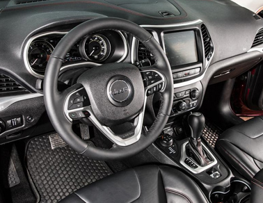 2014 Jeep Cherokee Appleton, WI interior